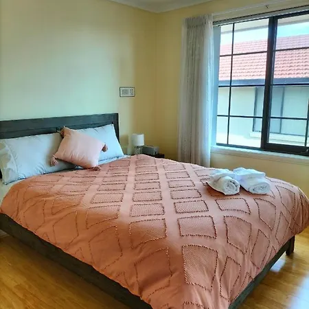 12 Mins To Mel Airport-Good Wood House Apartment St Albans Exterior photo